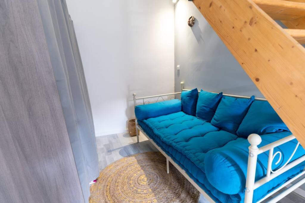 Le Charme Du Medieval Dans Un Appartement Cosy Йер Экстерьер фото